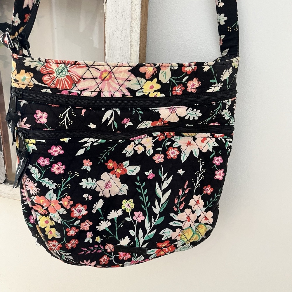 Vera Bradley Tangerine Twist Quilted Triple Zip Hipster Cross Body Floral Purse